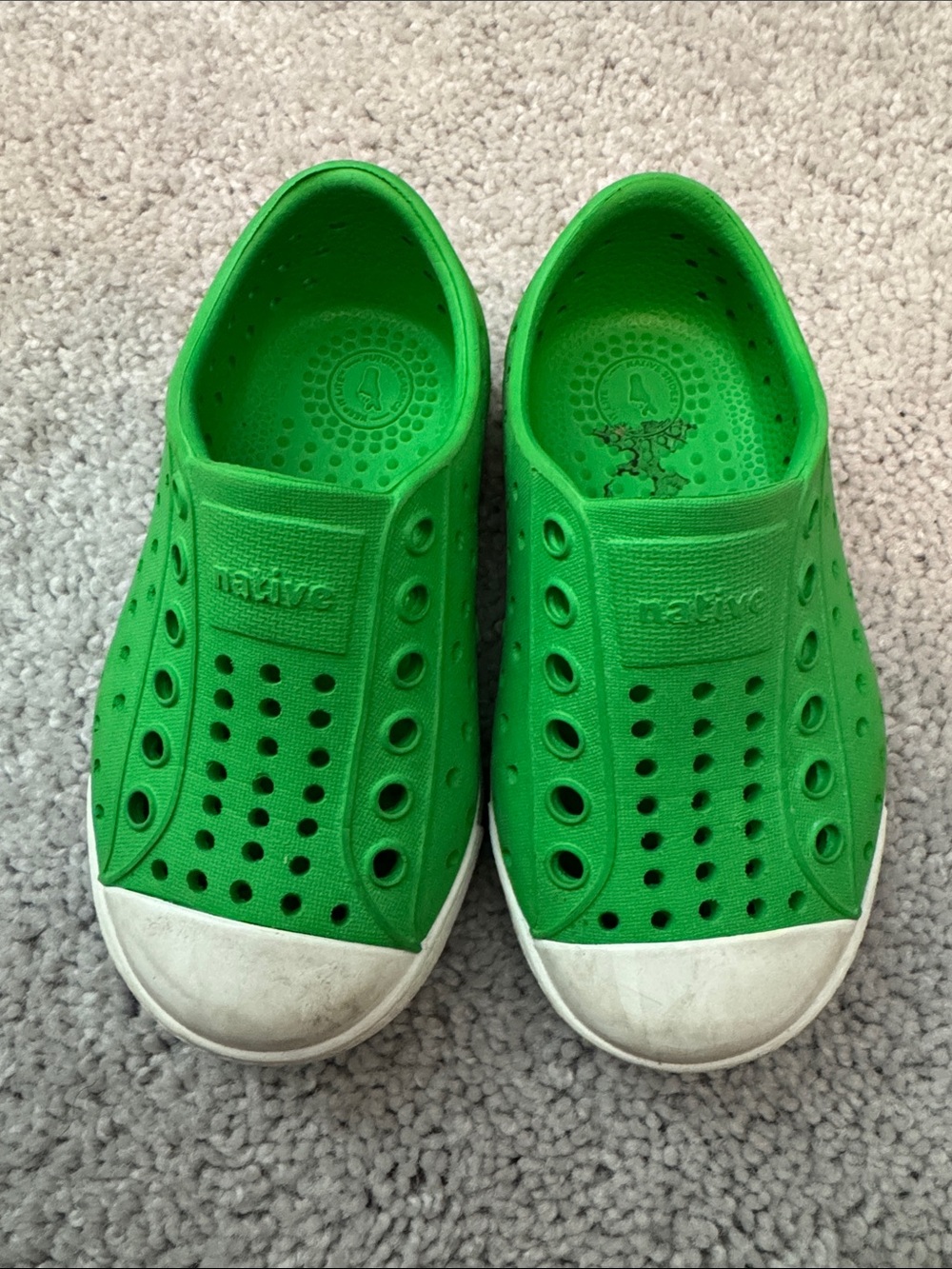 Native Kids Jefferson Shoes in Bright Green with White Toe - Toddler C6